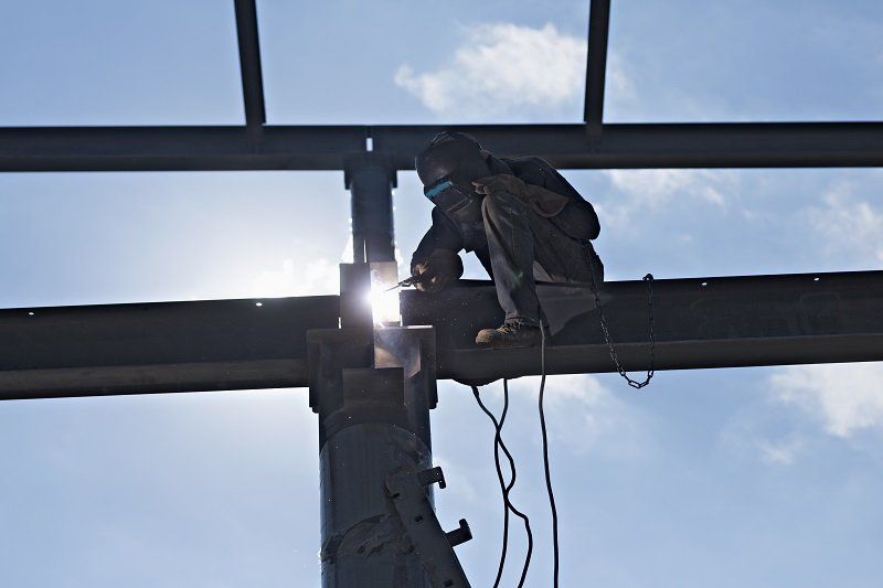 Welding to connect beam